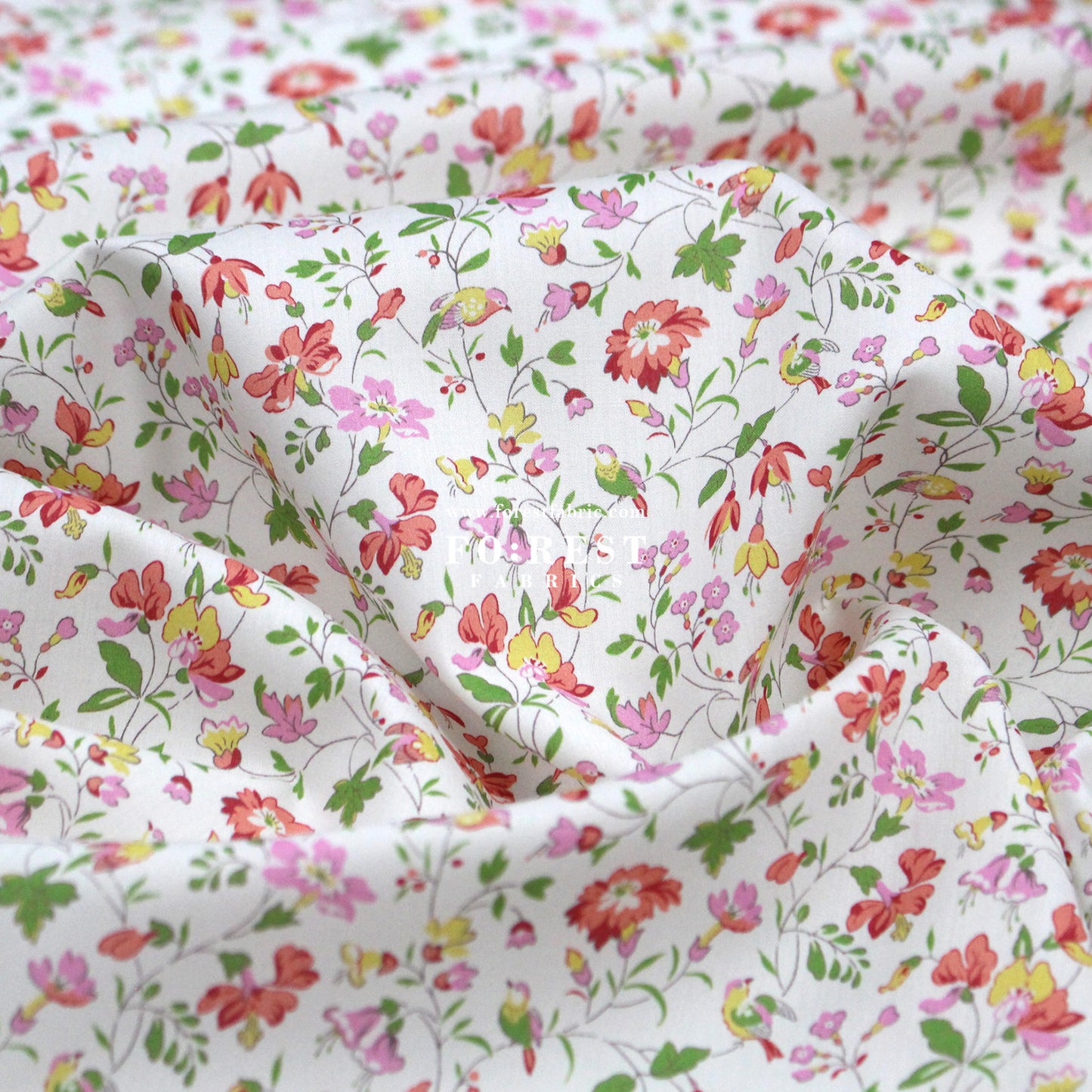 Liberty of London (Tana Lawn™ Cotton Fabric) - Iveta's Garden