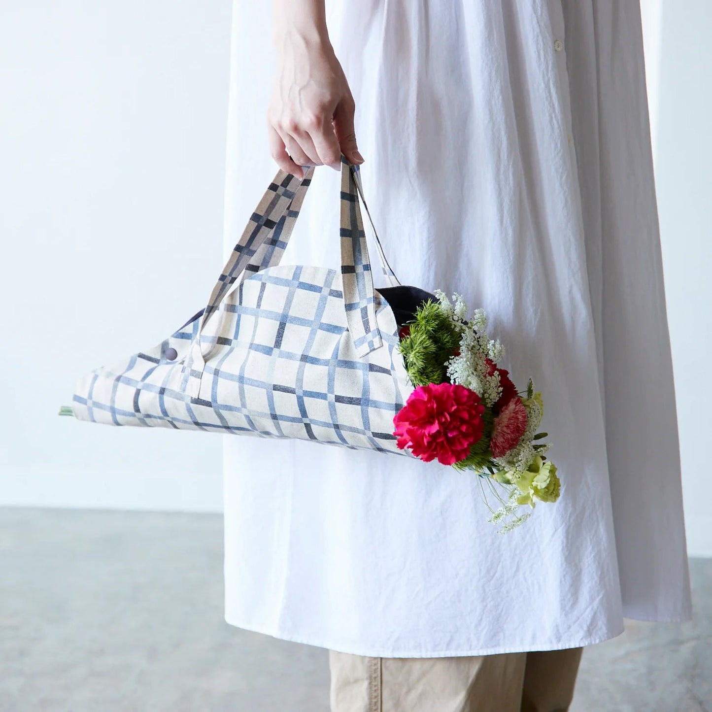 cotton linen - Le Bouquet Plaid fabric Gray - FO:REST Fabric 布恩堂Liberty fabrictana lawnjapanese fabricykk zipper