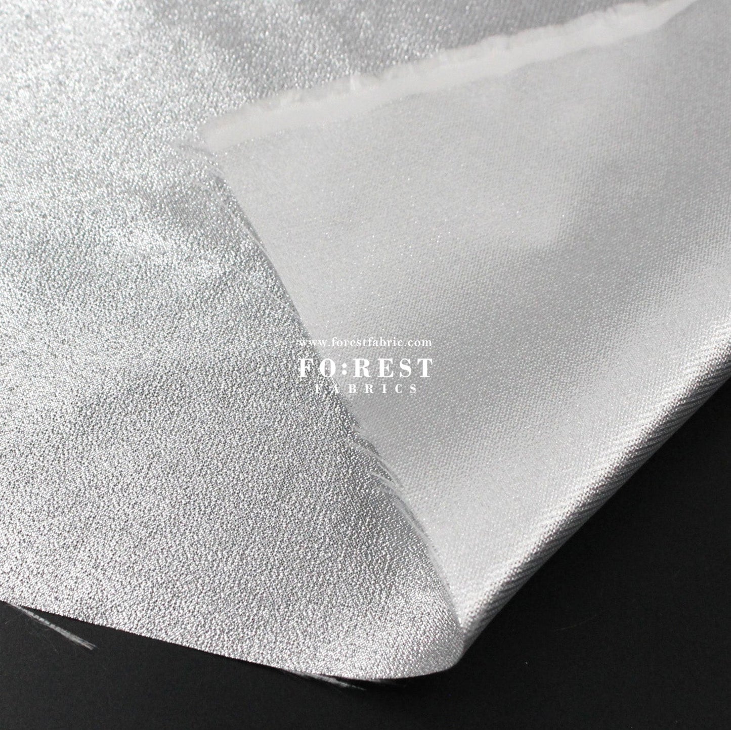 Gold Brocade - Gold and sliver fabric - FO:REST Fabric 布恩堂Liberty fabrictana lawnjapanese fabricykk zipper