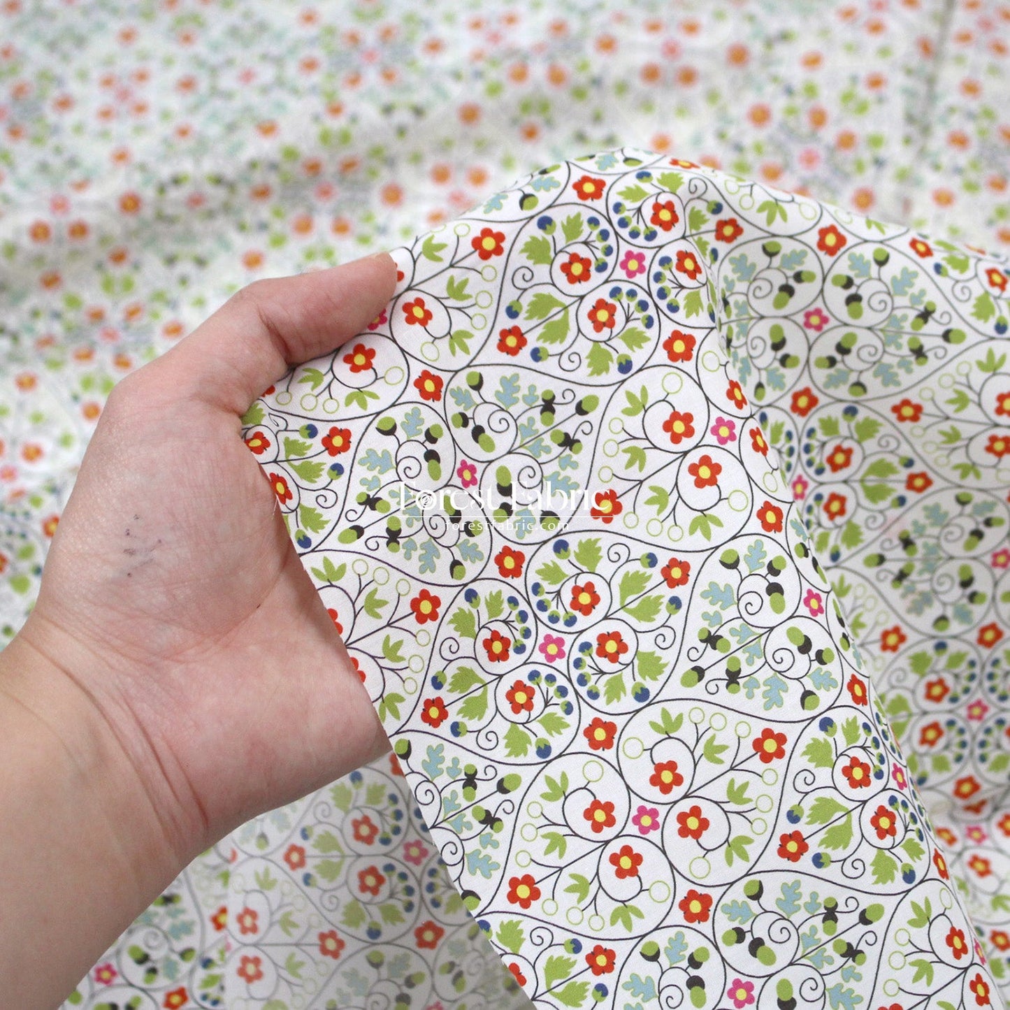 Liberty of London (Cotton Tana Lawn Fabric) - Delfie A - FO:REST Fabric 布恩堂Liberty fabrictana lawnjapanese fabricykk zipper