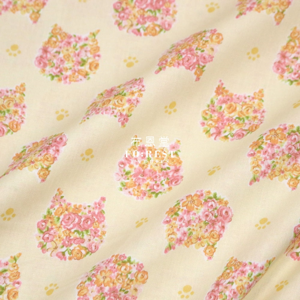 Cotton - Flower Cats Head Fabric Lt.yellow Cotton