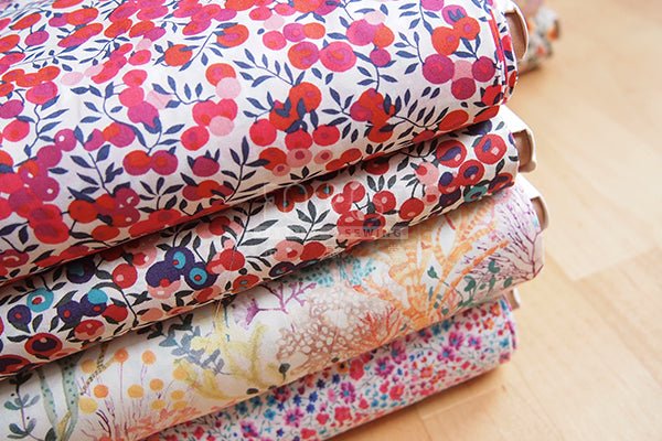 Liberty of London (Cotton Tana Lawn Fabric) - Wiltshire Berry Red - FO:REST Fabric 布恩堂Liberty fabrictana lawnjapanese fabricykk zipper