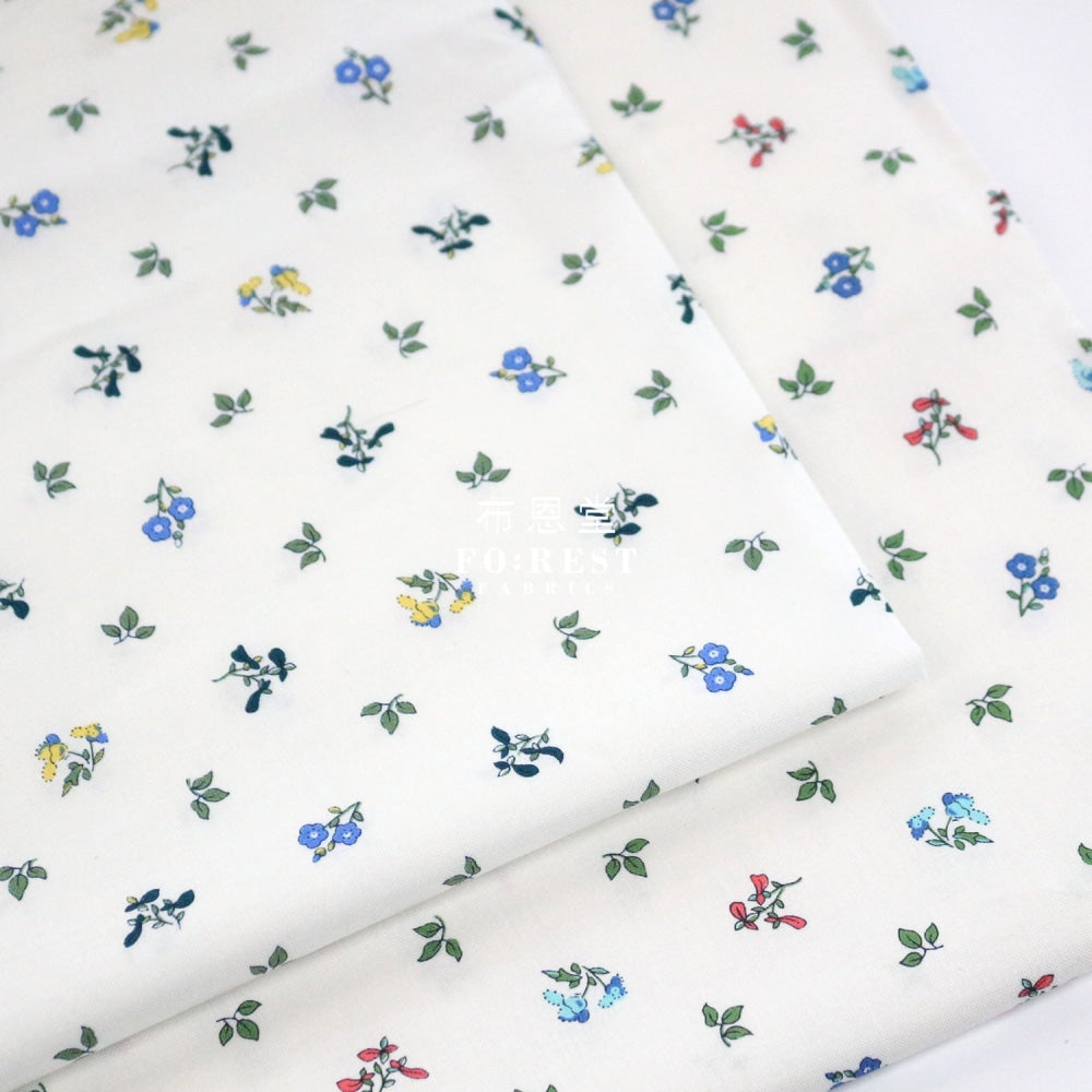 Quilting Liberty - Pome Blossom B Lasenby Cotton