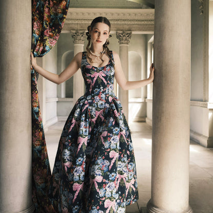 Liberty of London (Cotton Tana Lawn Fabric) - Bow Bouquet