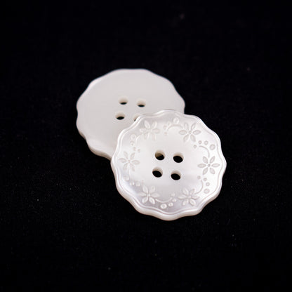 11.5 13 15 18 20mm Embossed Floral Buttons