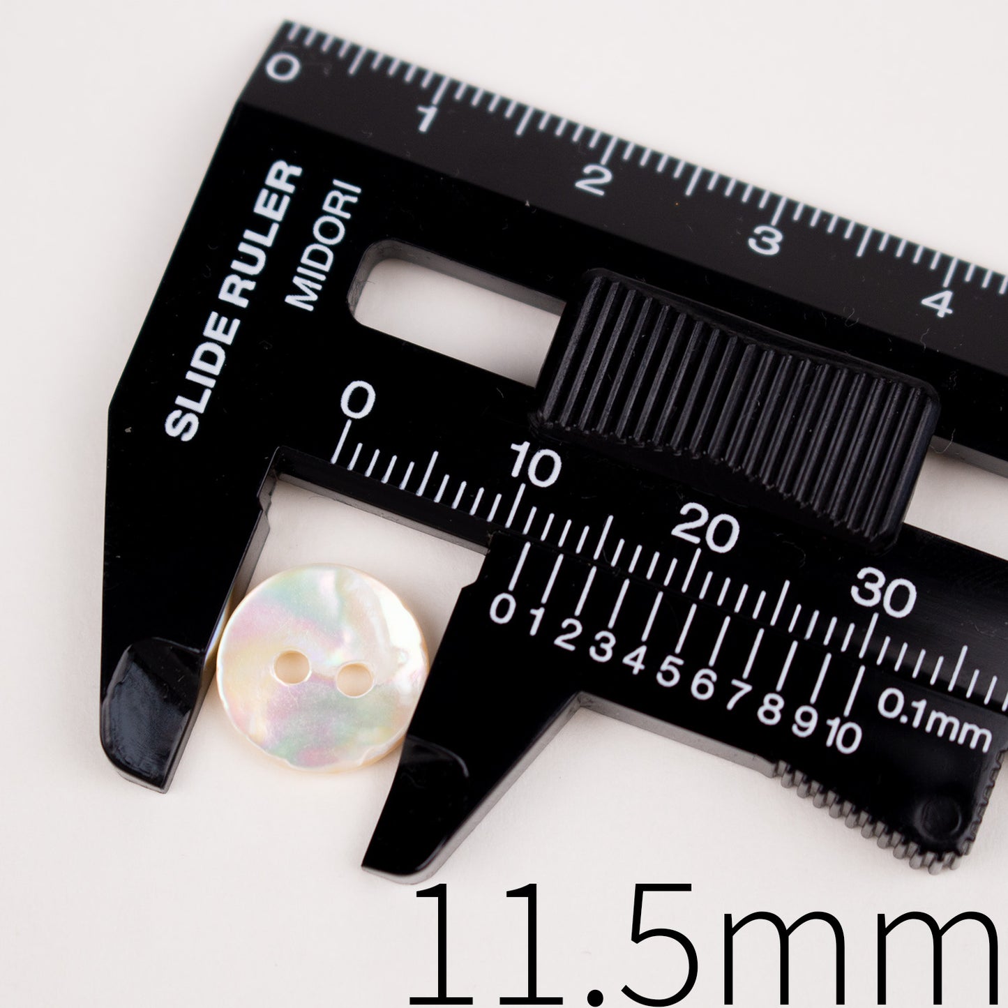 11.5 13 18mm Trochus shell Buttons