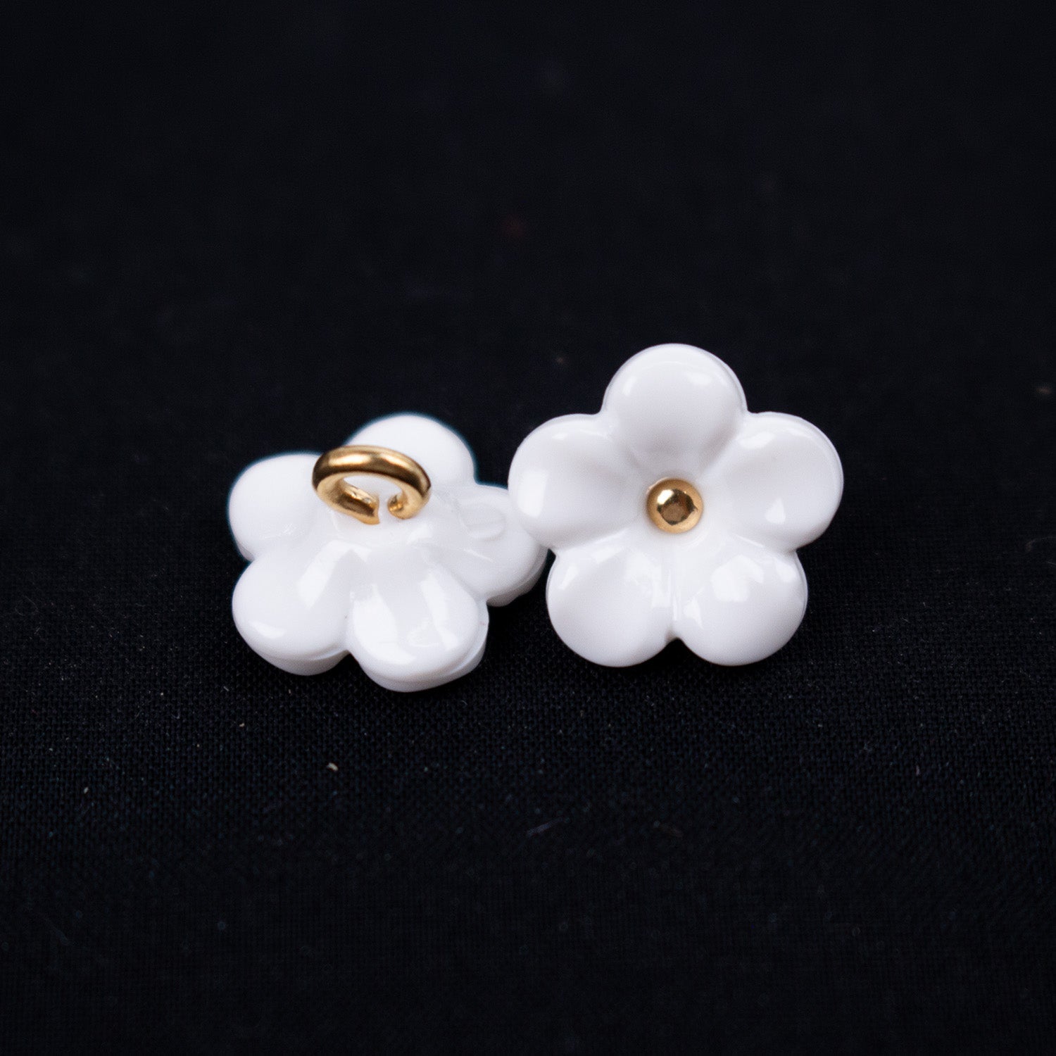 11.5 13mm Jasmine Buttons - FO:REST Fabric 布恩堂Liberty fabrictana lawnjapanese fabricykk zipper