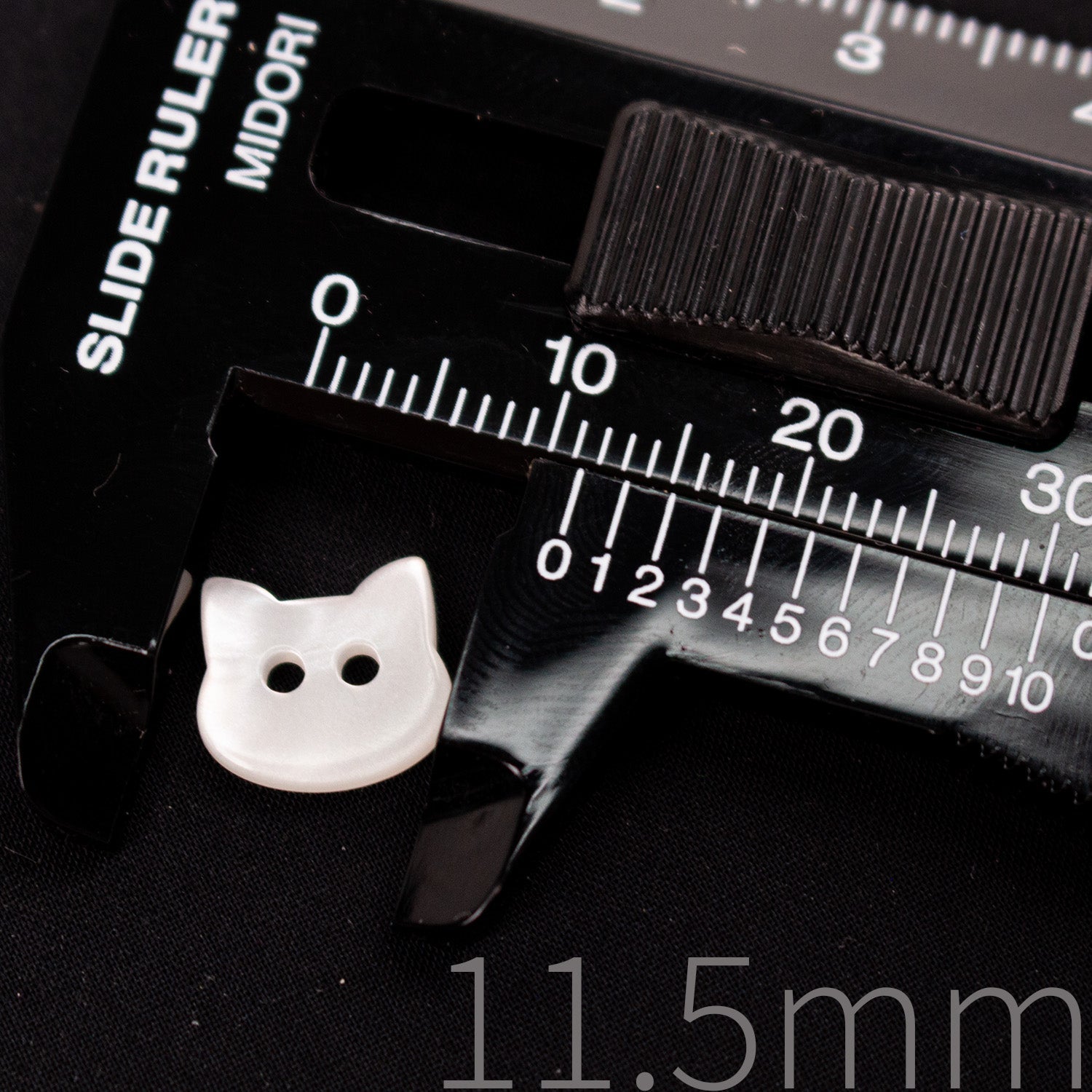 11.5mm Cat head Buttons - FO:REST Fabric 布恩堂Liberty fabrictana lawnjapanese fabricykk zipper