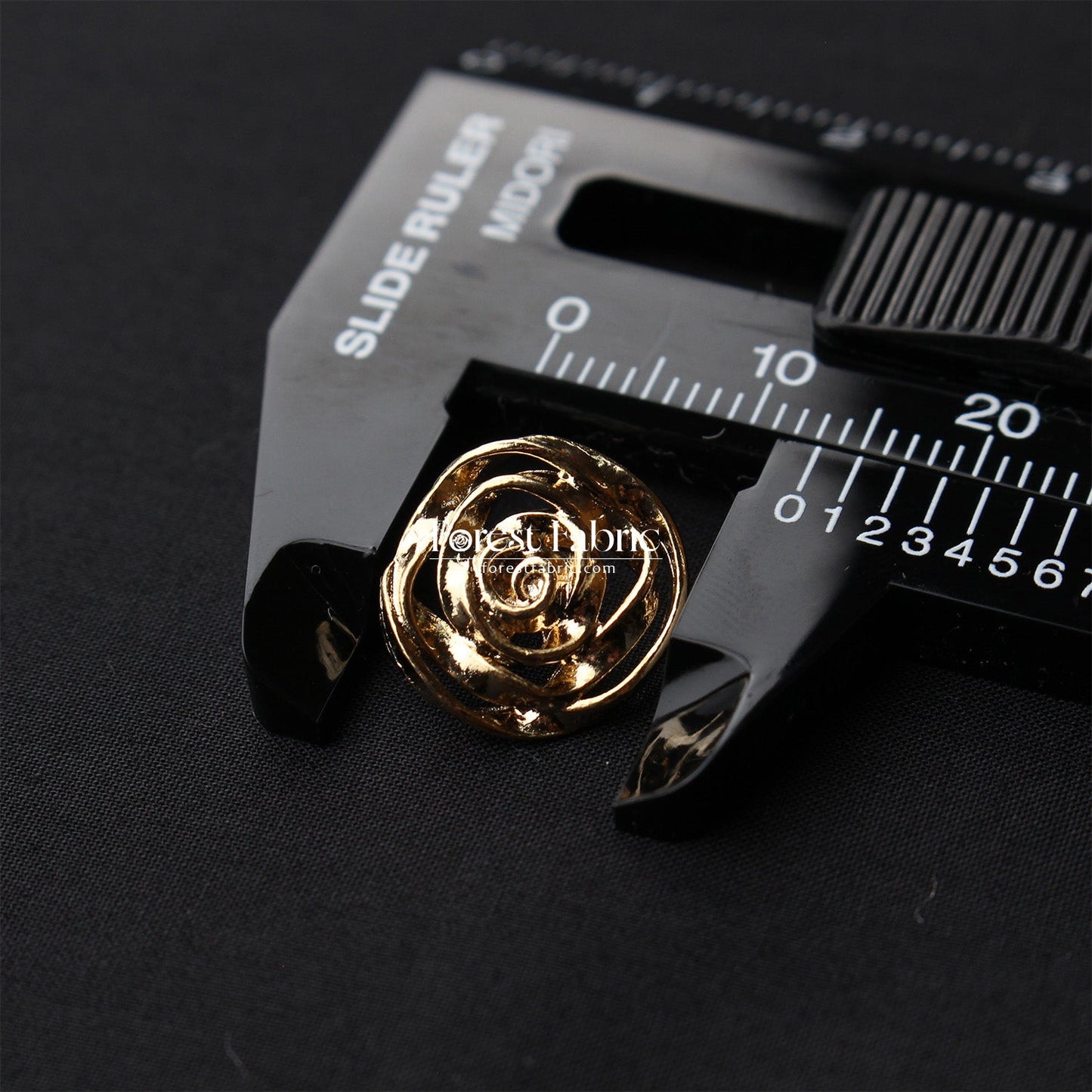13/21mm Rose Filigree Buttons - FO:REST Fabric 布恩堂Liberty fabrictana lawnjapanese fabricykk zipper
