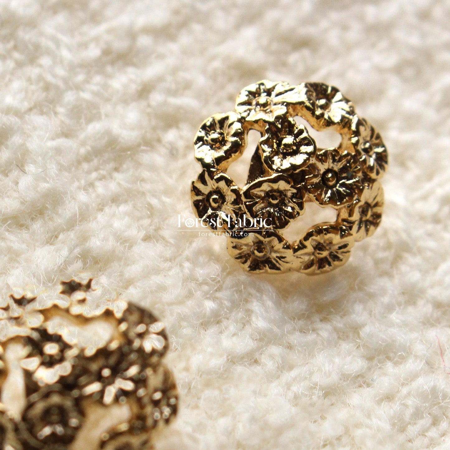 13mm Floral Bouquet Buttons - FO:REST Fabric 布恩堂Liberty fabrictana lawnjapanese fabricykk zipper