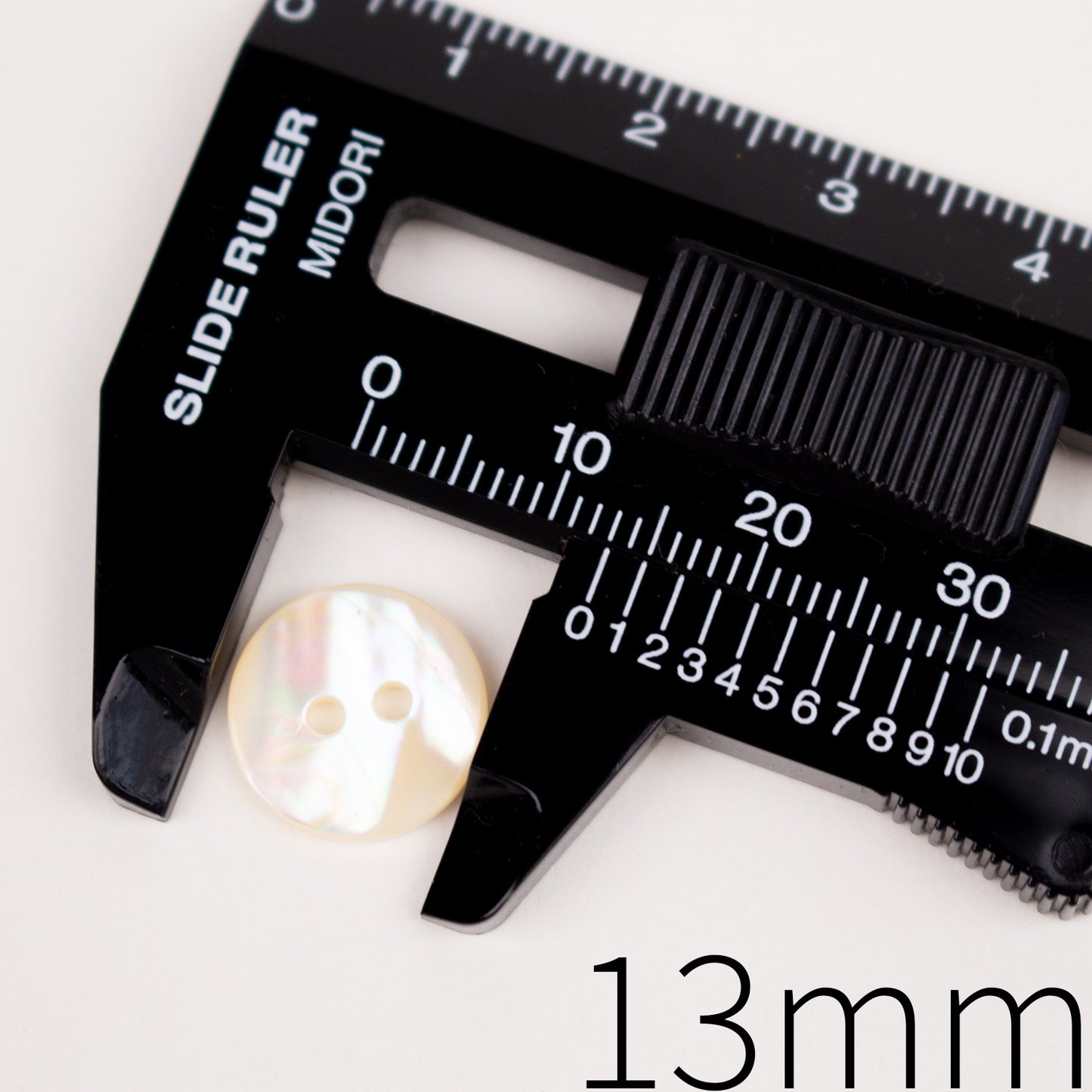 11.5 13 18mm Trochus shell Buttons