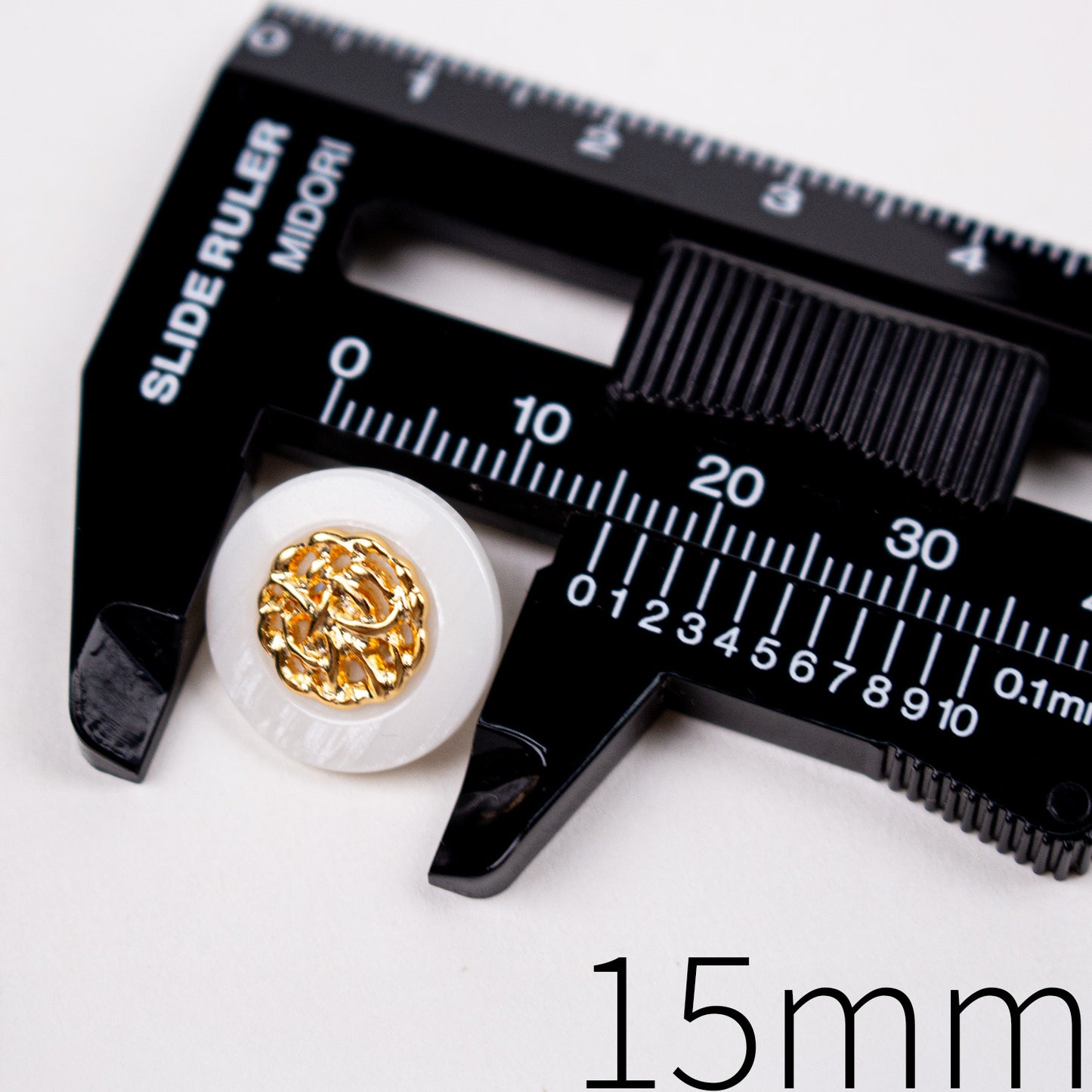 13 15 20mm Grid Shank Buttons