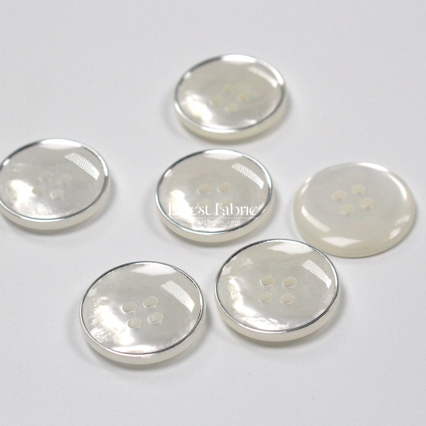 20mm Minimalist Silver Line Buttons - FO:REST Fabric 布恩堂Liberty fabrictana lawnjapanese fabricykk zipper
