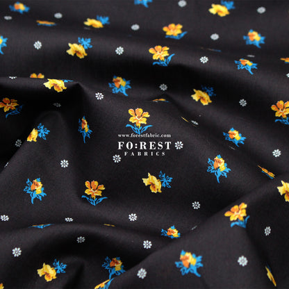 Liberty of London (Tana Lawn™ Cotton Fabric) - Clio