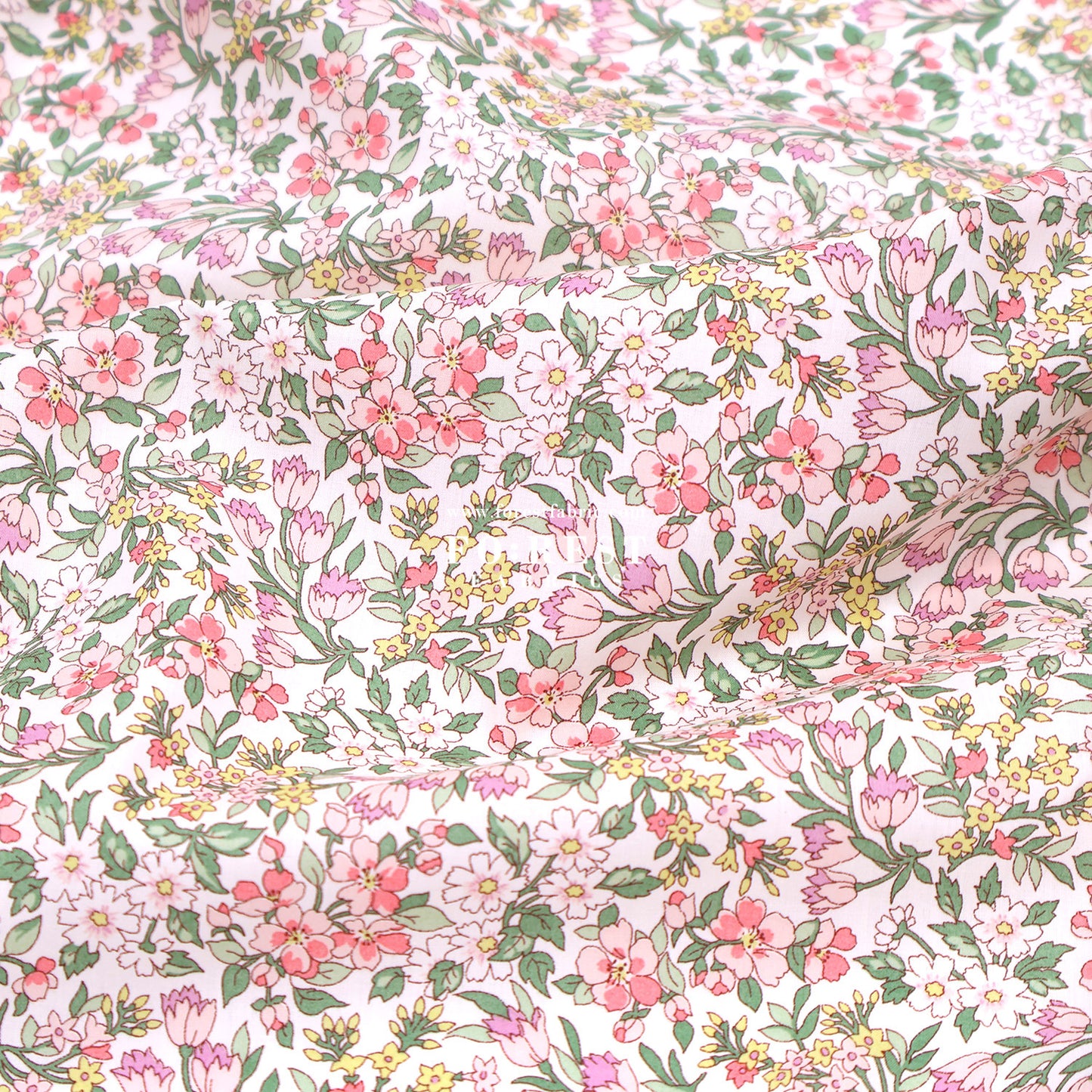 Liberty of London (Tana Lawn™ Cotton Fabric) - Nazanin