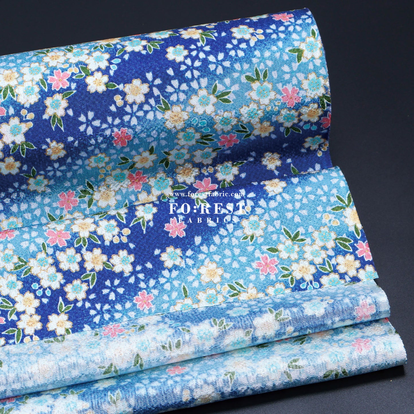 Ichikoshi crepe -  Sakura fabric 6