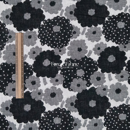 Yarn Dyed Cotton Jacquard - Polka Dot Flower