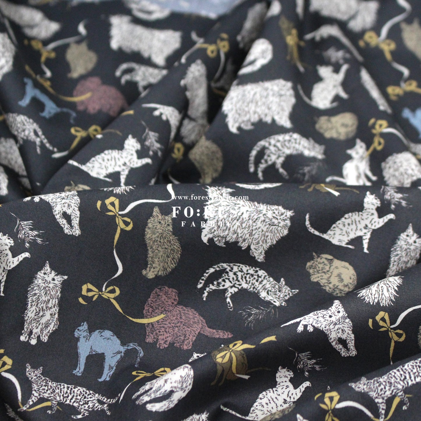 Liberty of London (Tana Lawn™ Cotton Fabric) - Koh & Eito cats