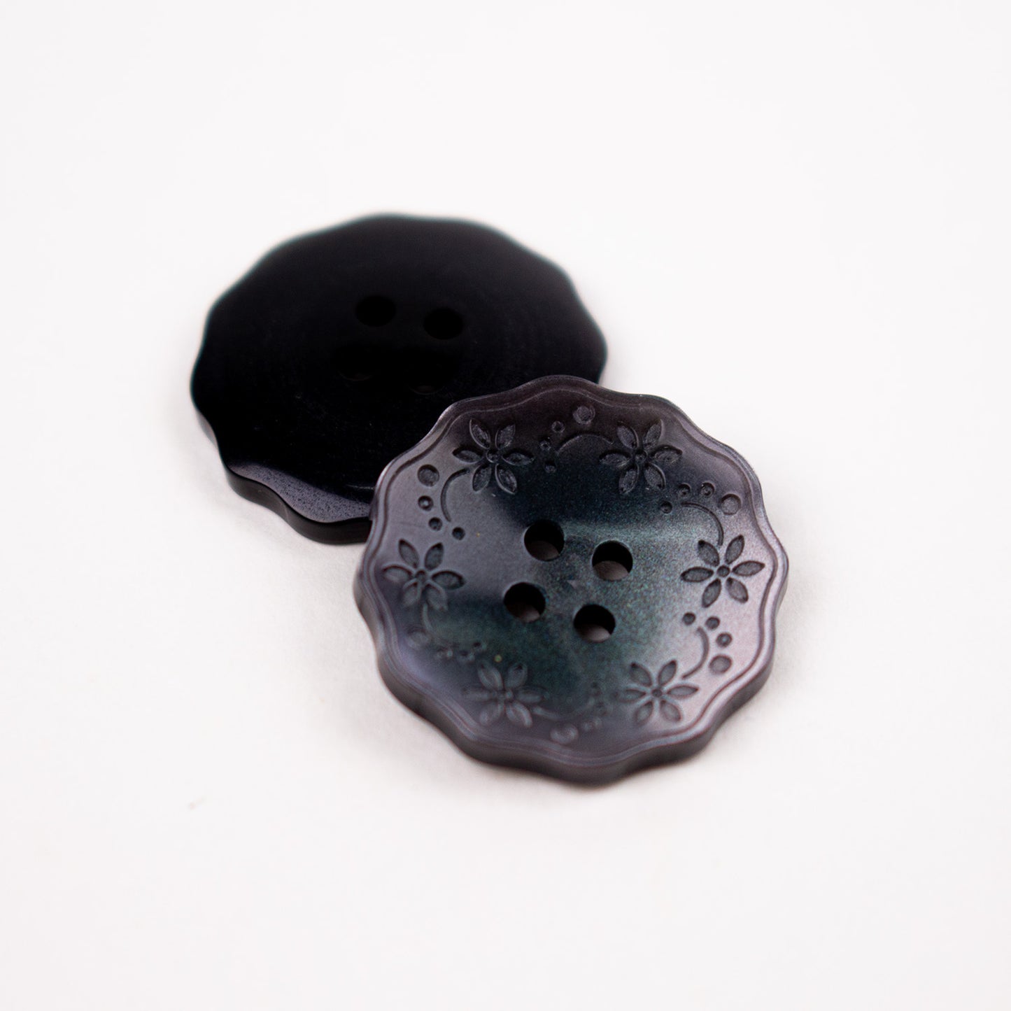 11.5 13 15 18 20mm Embossed Floral Buttons