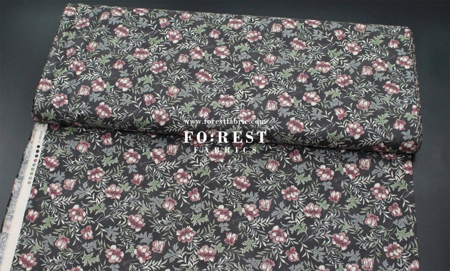 cotton - Dried Flowers fabric Charcoal Black - FO:REST Fabric 布恩堂Liberty fabrictana lawnjapanese fabricykk zipper