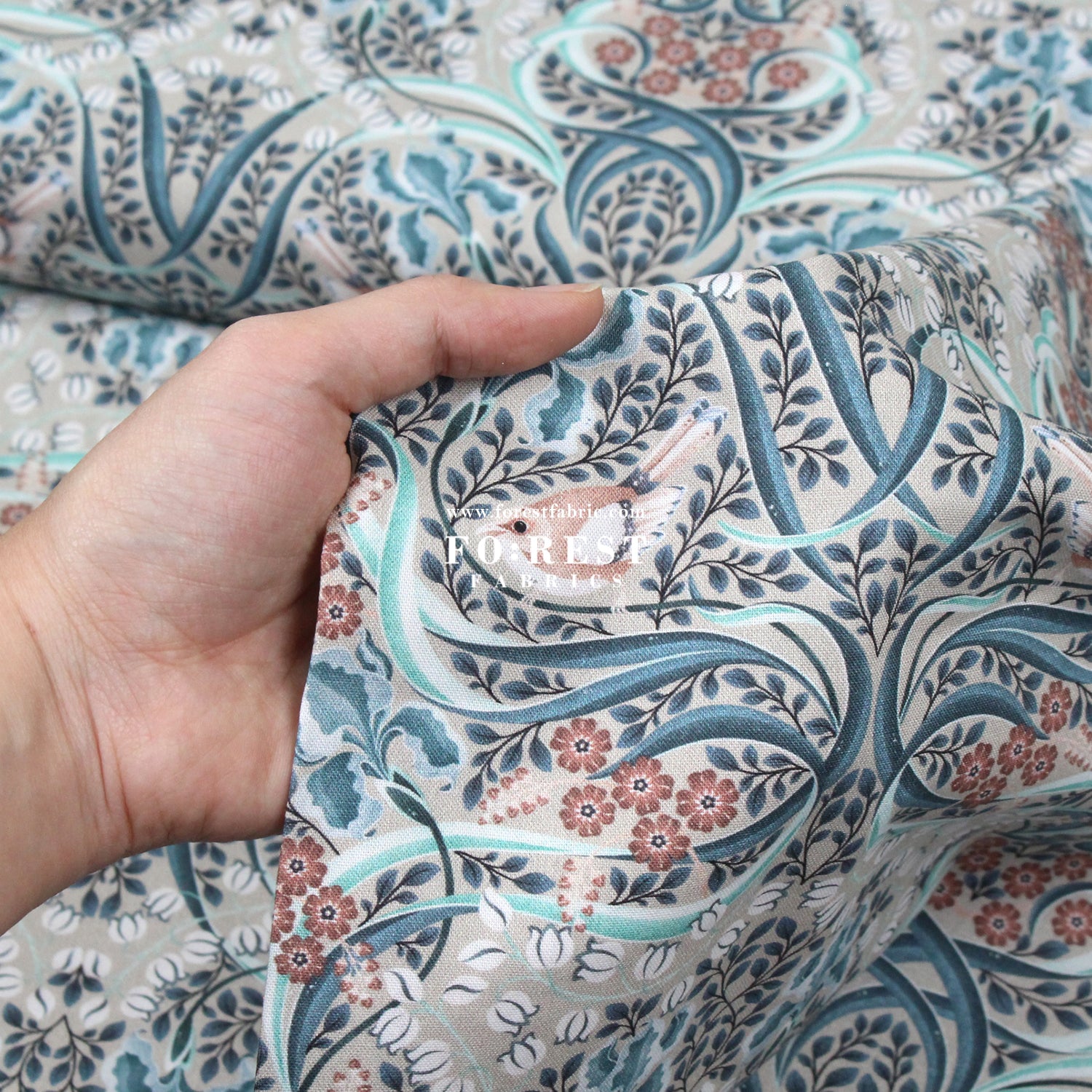 cotton - Flowing Feathers Gray - FO:REST Fabric 布恩堂Liberty fabrictana lawnjapanese fabricykk zipper