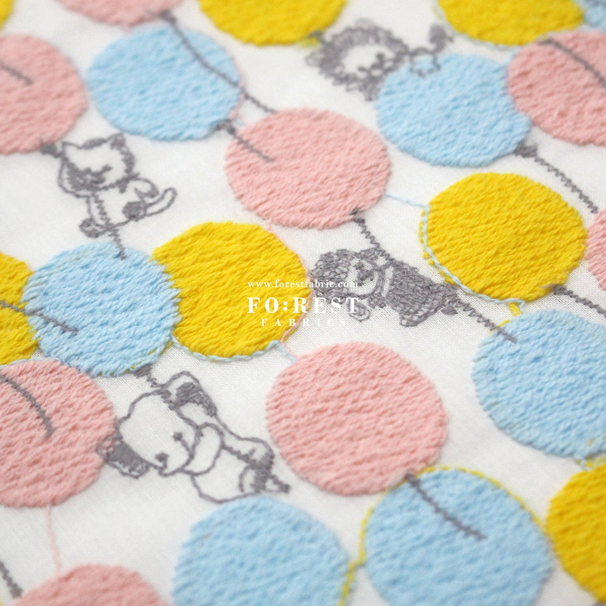 Cotton Lawn Embroidery - Balloon Land Off - FO:REST Fabric 布恩堂Liberty fabrictana lawnjapanese fabricykk zipper