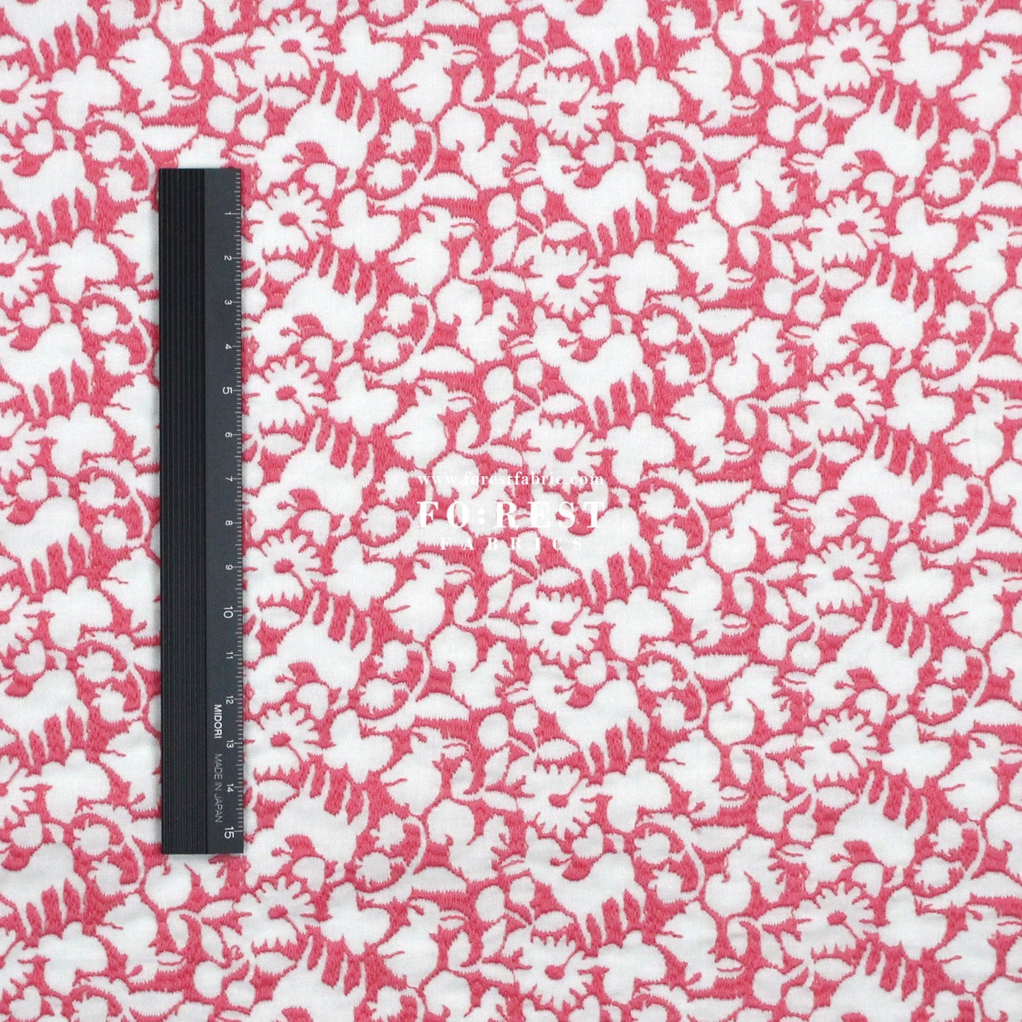 Cotton Lawn Embroidery - Powder Flake Off x Pink - FO:REST Fabric 布恩堂Liberty fabrictana lawnjapanese fabricykk zipper
