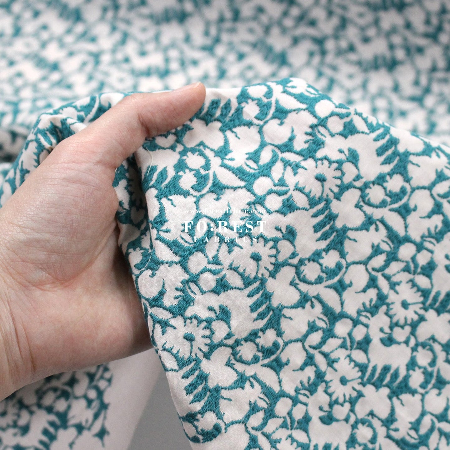 Cotton Lawn Embroidery - Powder Flake Pink x Green - FO:REST Fabric 布恩堂Liberty fabrictana lawnjapanese fabricykk zipper