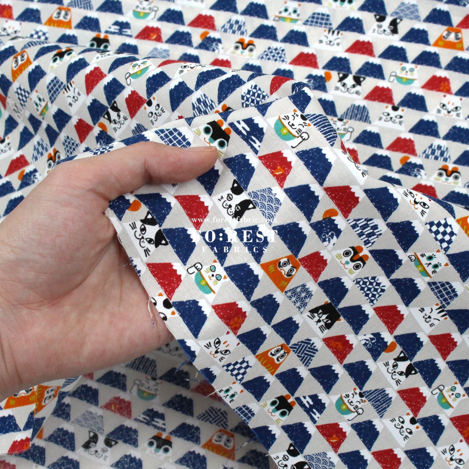 cotton - Lucky cat Mount FUJI fabric Natural - FO:REST Fabric 布恩堂Liberty fabrictana lawnjapanese fabricykk zipper