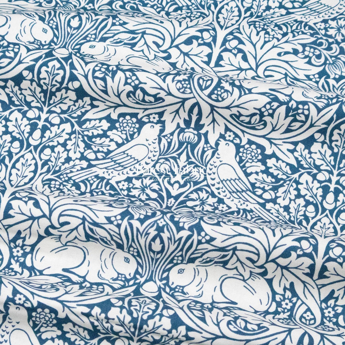 cotton - The Art of William Morris fabric 5 - FO:REST Fabric 布恩堂Liberty fabrictana lawnjapanese fabricykk zipper