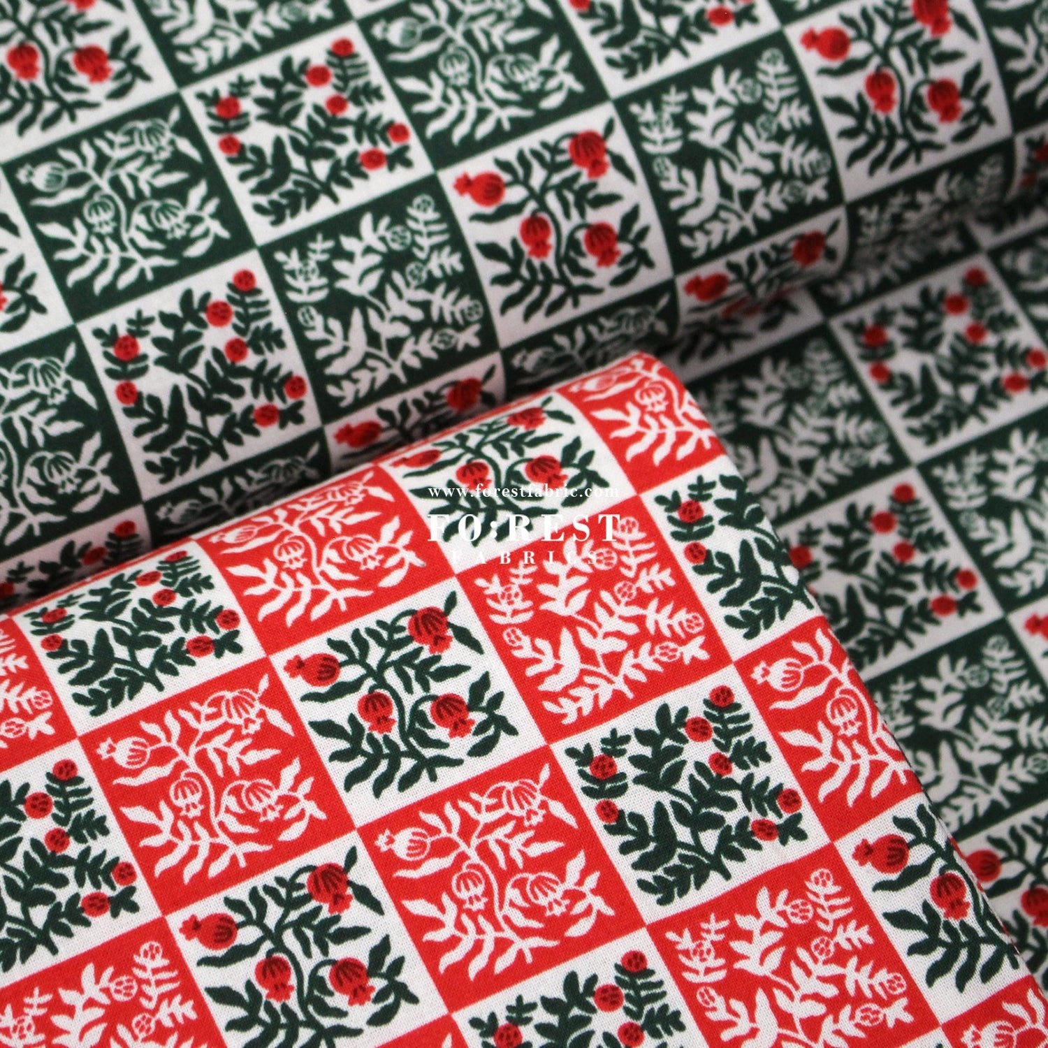 cotton - Yuletide Floral Red Fabric - FO:REST Fabric 布恩堂Liberty fabrictana lawnjapanese fabricykk zipper