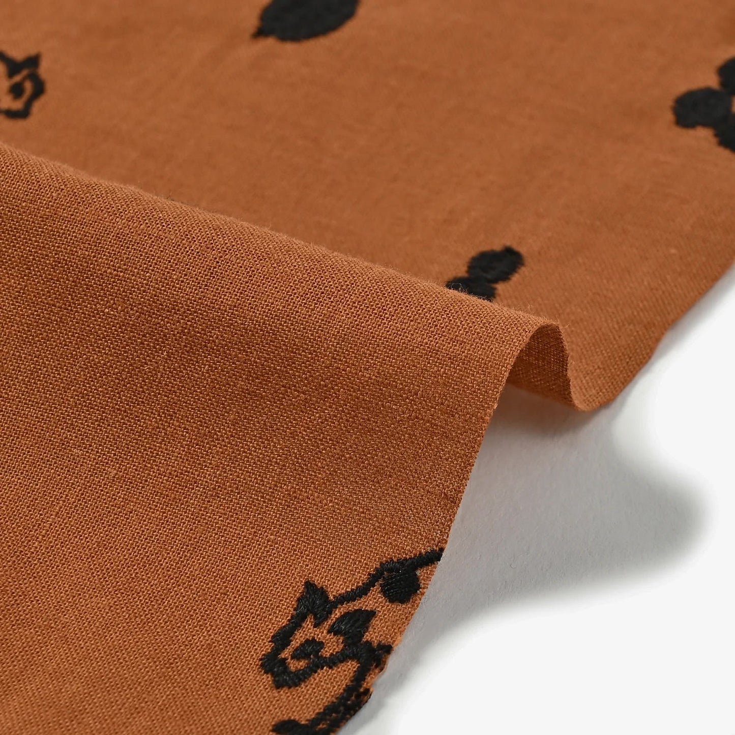 echino - embroidery - Leopard Brown - FO:REST Fabric 布恩堂Liberty fabrictana lawnjapanese fabricykk zipper