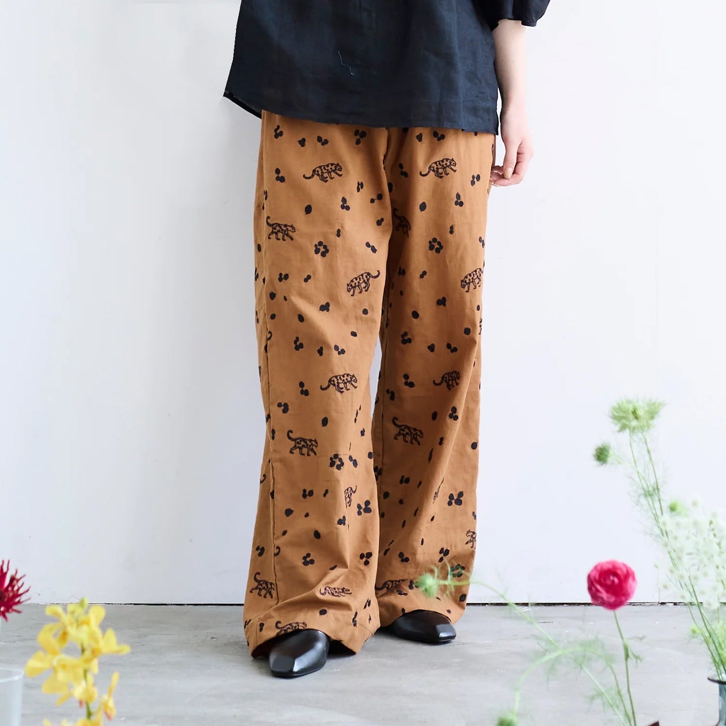 echino - embroidery - Leopard Brown - FO:REST Fabric 布恩堂Liberty fabrictana lawnjapanese fabricykk zipper