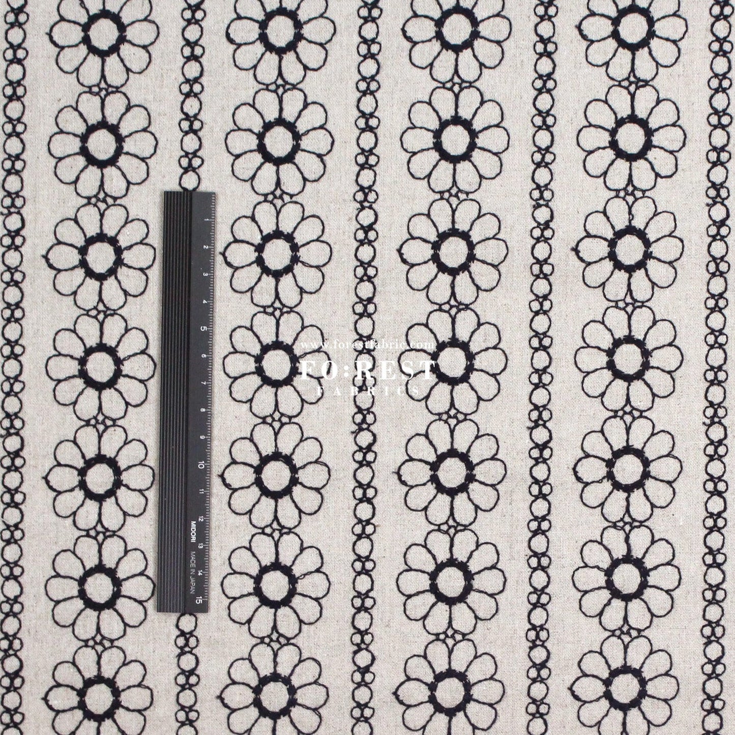 embroidery cotton Linen - Daisy Flower fabric Natural - FO:REST Fabric 布恩堂Liberty fabrictana lawnjapanese fabricykk zipper