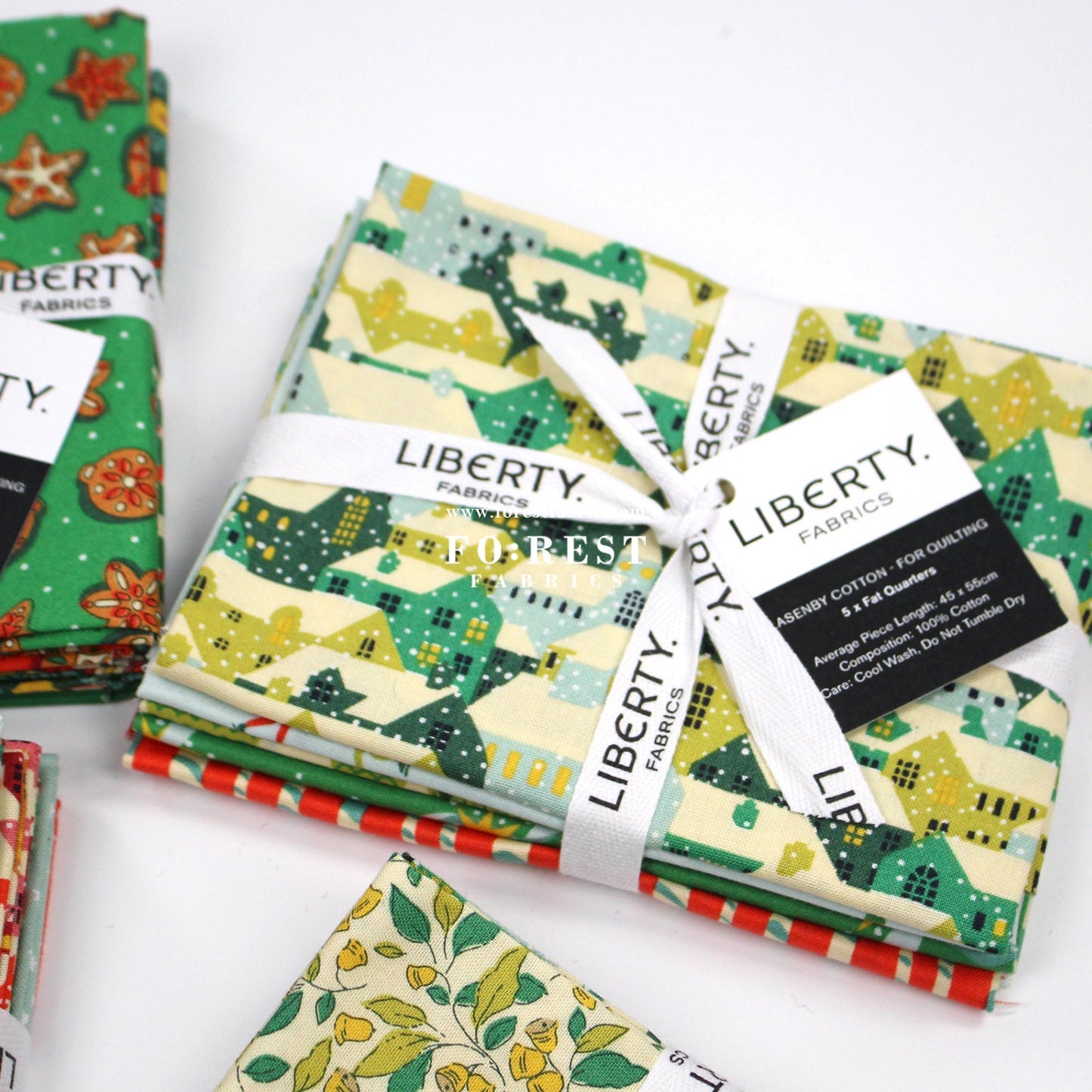 Fat Quarter Bundle Quilting Liberty Festive Fair Christmas SET - FO:REST Fabric 布恩堂Liberty fabrictana lawnjapanese fabricykk zipper