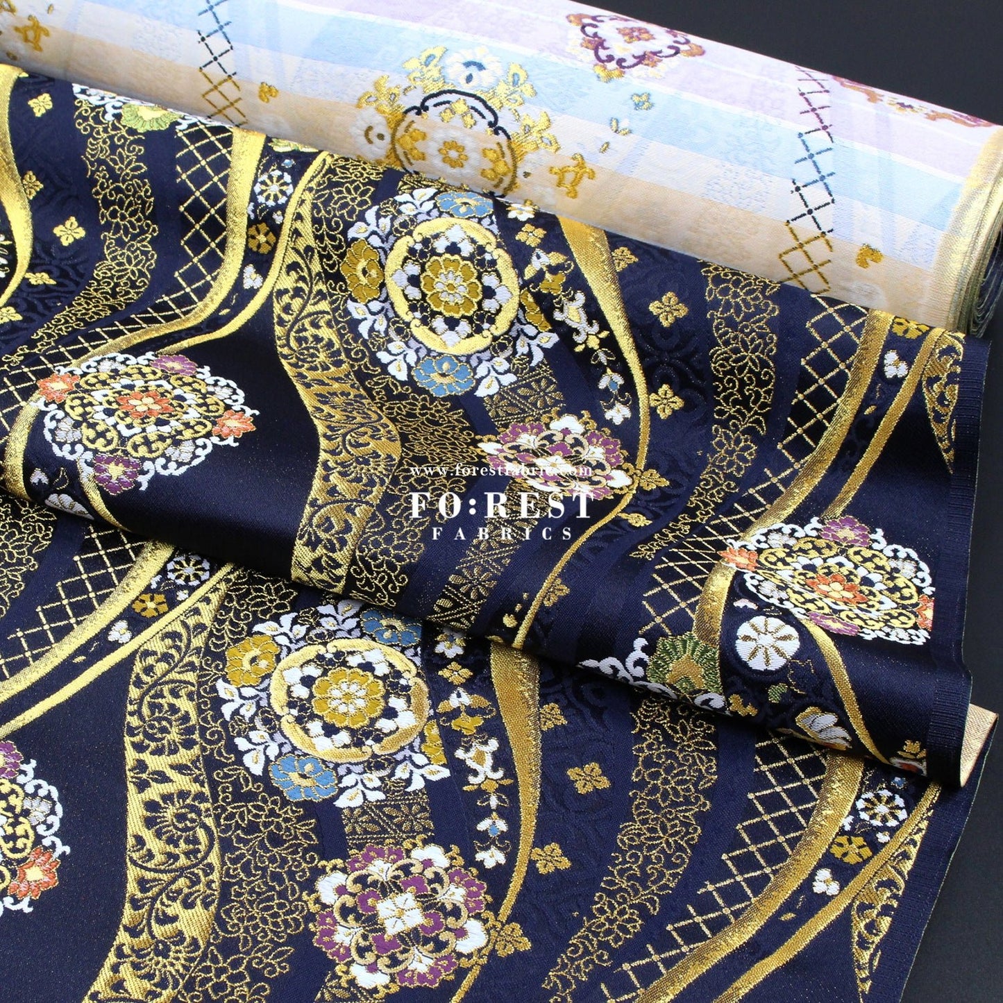 Gold Brocade - 吉祥華文 Auspicious KINRAN fabric - FO:REST Fabric 布恩堂Liberty fabrictana lawnjapanese fabricykk zipper