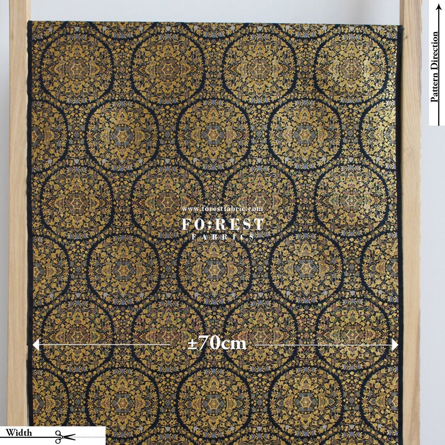 Gold Brocade - Circle of Life fabric Black - FO:REST Fabric 布恩堂Liberty fabrictana lawnjapanese fabricykk zipper