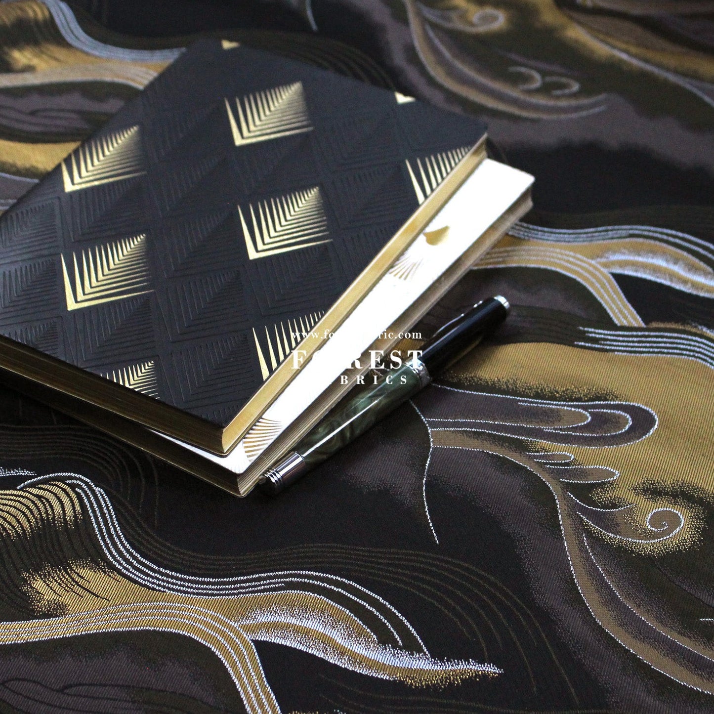 Gold Brocade - cloud fabric - FO:REST Fabric 布恩堂Liberty fabrictana lawnjapanese fabricykk zipper