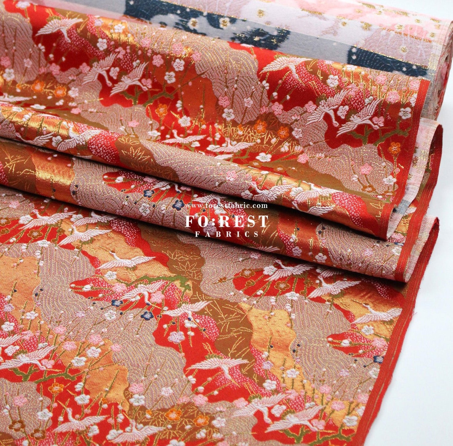 Gold Brocade - Crane Flower Cloud fabric Red - FO:REST Fabric 布恩堂Liberty fabrictana lawnjapanese fabricykk zipper