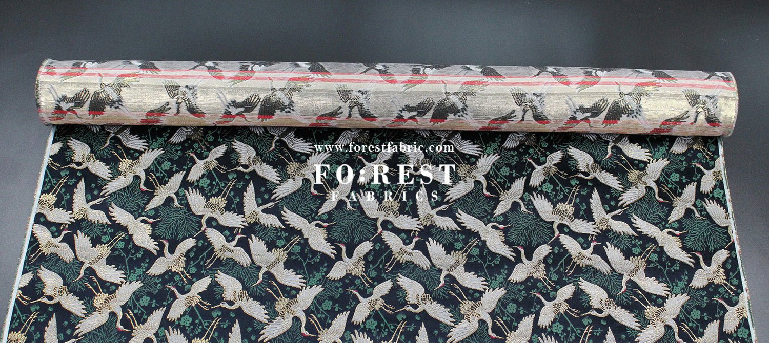 Gold Brocade - Crane Pine fabric Red - FO:REST Fabric 布恩堂Liberty fabrictana lawnjapanese fabricykk zipper