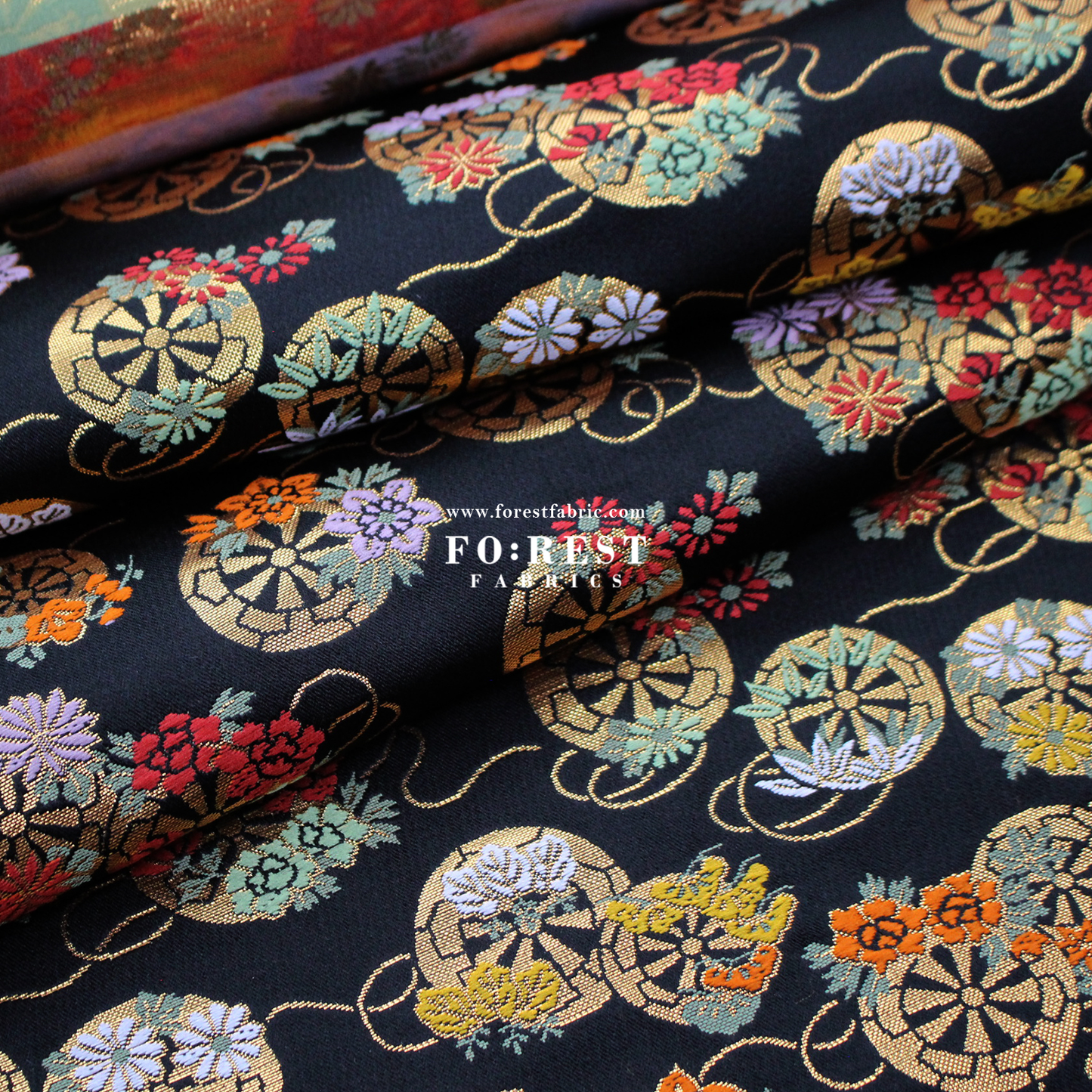 Gold Brocade - fabric Balck - FO:REST Fabric 布恩堂Liberty fabrictana lawnjapanese fabricykk zipper