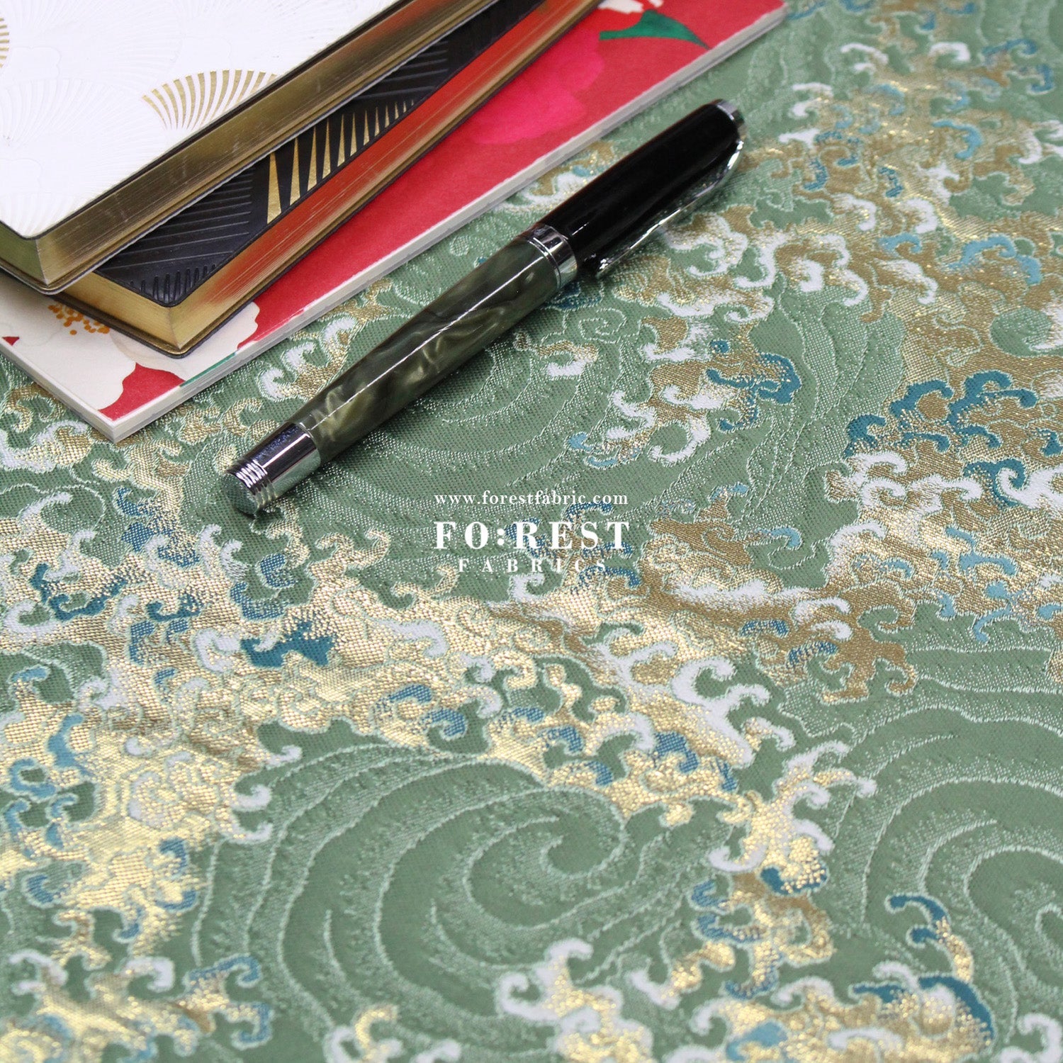 Gold Brocade - Fire fabric - FO:REST Fabric 布恩堂Liberty fabrictana lawnjapanese fabricykk zipper