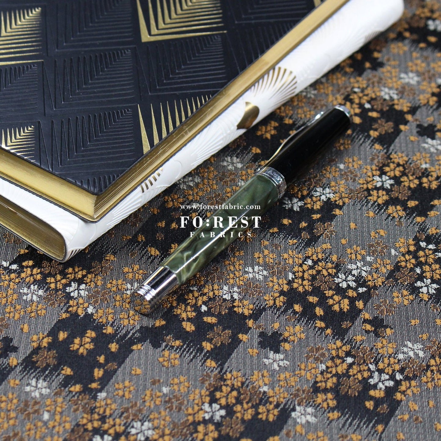 Gold Brocade - Flower fabric Black - FO:REST Fabric 布恩堂Liberty fabrictana lawnjapanese fabricykk zipper