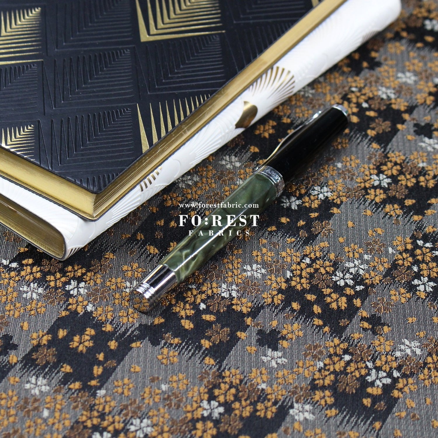 Gold Brocade - Flower fabric Black - FO:REST Fabric 布恩堂Liberty fabrictana lawnjapanese fabricykk zipper