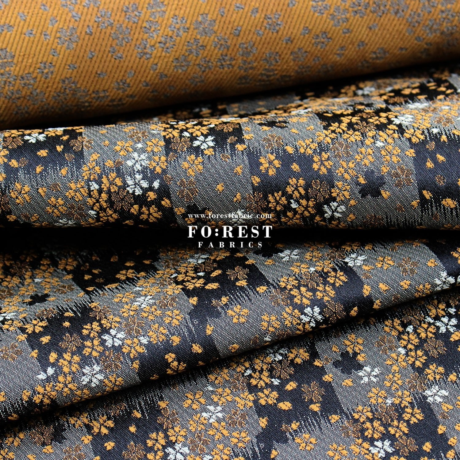 Gold Brocade - Flower fabric Black - FO:REST Fabric 布恩堂Liberty fabrictana lawnjapanese fabricykk zipper