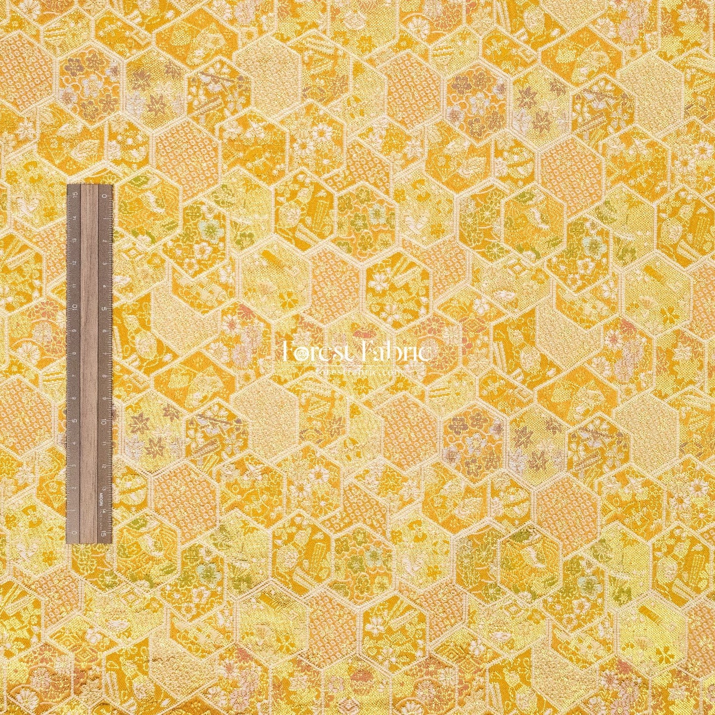 Gold Brocade - Hexagonal Kikko fabric Gold - FO:REST Fabric 布恩堂Liberty fabrictana lawnjapanese fabricykk zipper
