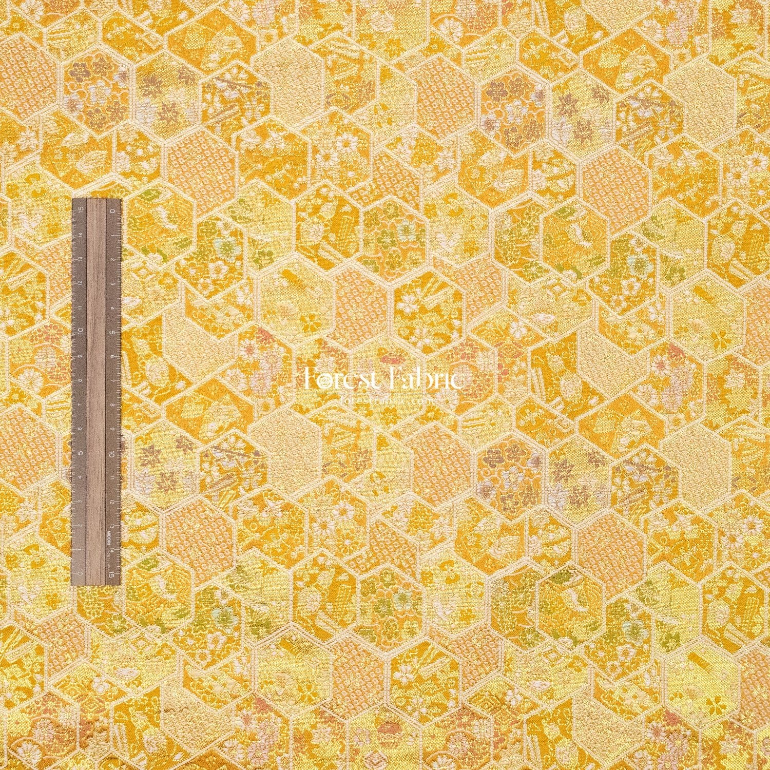 Gold Brocade - Hexagonal Kikko fabric Gold - FO:REST Fabric 布恩堂Liberty fabrictana lawnjapanese fabricykk zipper