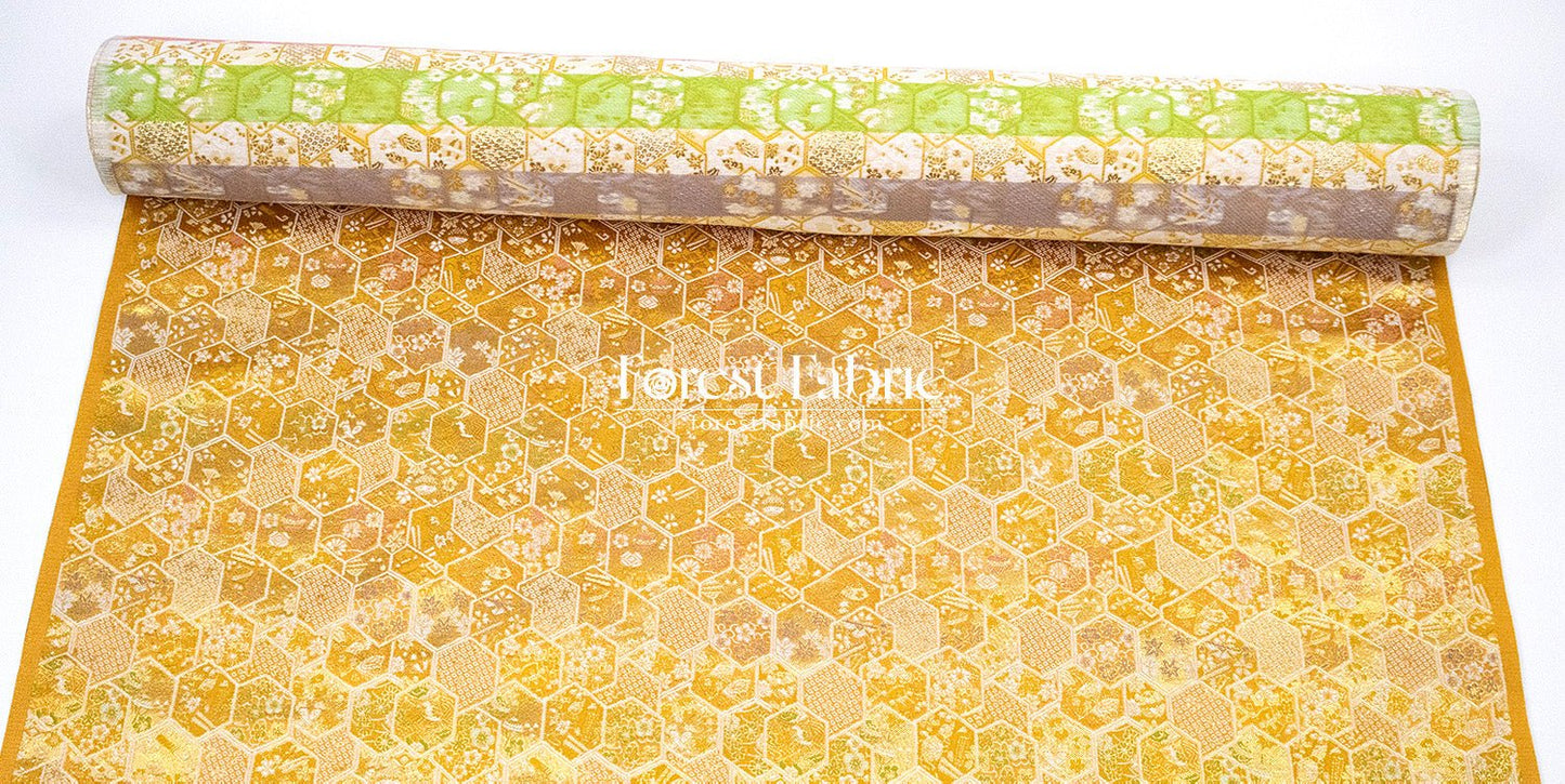 Gold Brocade - Hexagonal Kikko fabric Gold - FO:REST Fabric 布恩堂Liberty fabrictana lawnjapanese fabricykk zipper