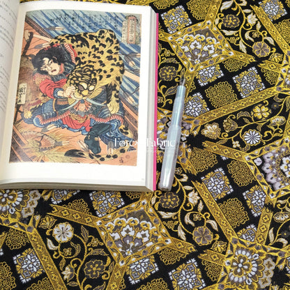 Gold Brocade - Intricate Golden Lattice fabric Black - FO:REST Fabric 布恩堂Liberty fabrictana lawnjapanese fabricykk zipper
