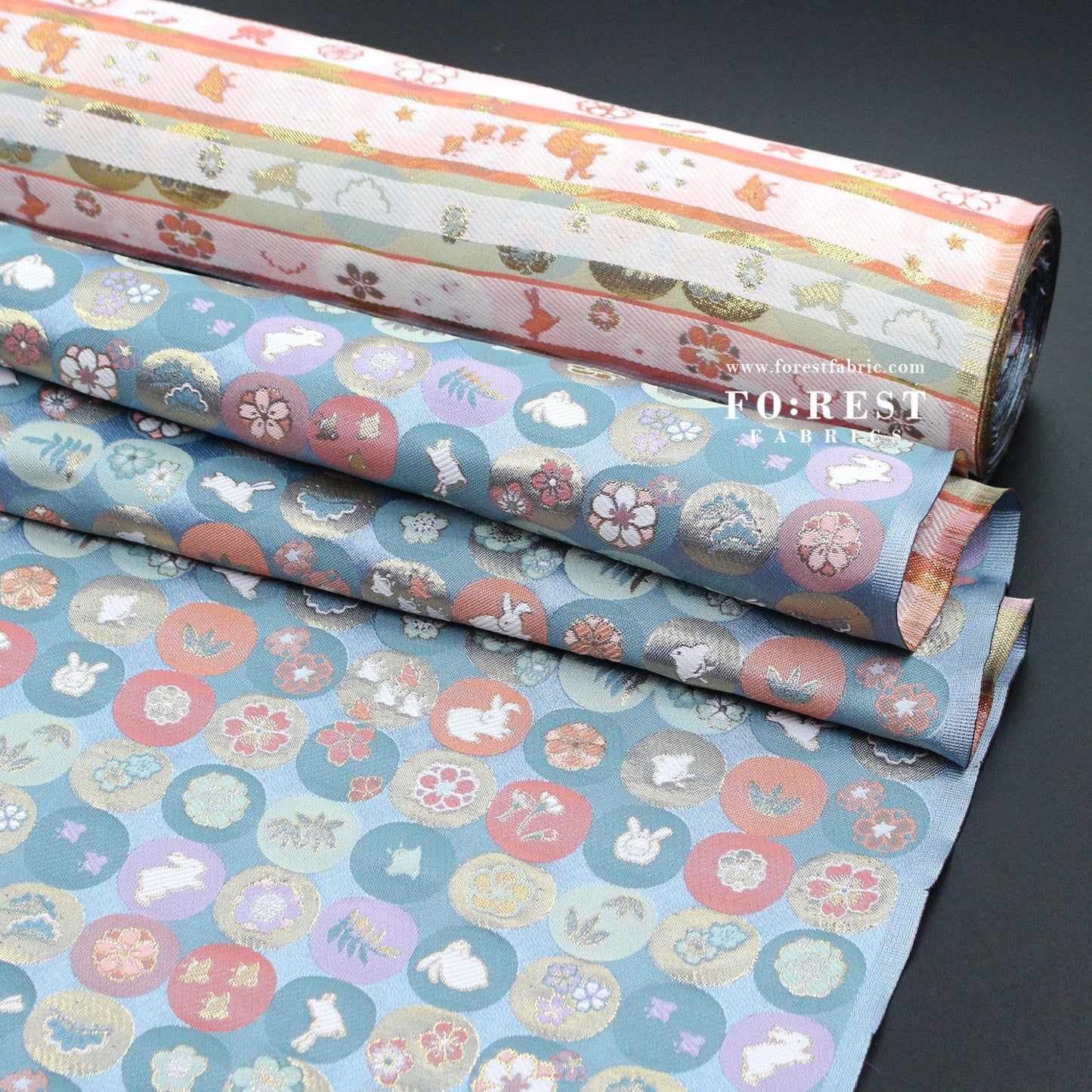 Gold Brocade - Moon Rabbit 月兔 fabric - FO:REST Fabric 布恩堂Liberty fabrictana lawnjapanese fabricykk zipper